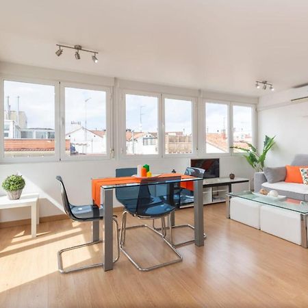 Apartamento Atico Las Letras - Alojamiento De Temporada Madrid Ngoại thất bức ảnh