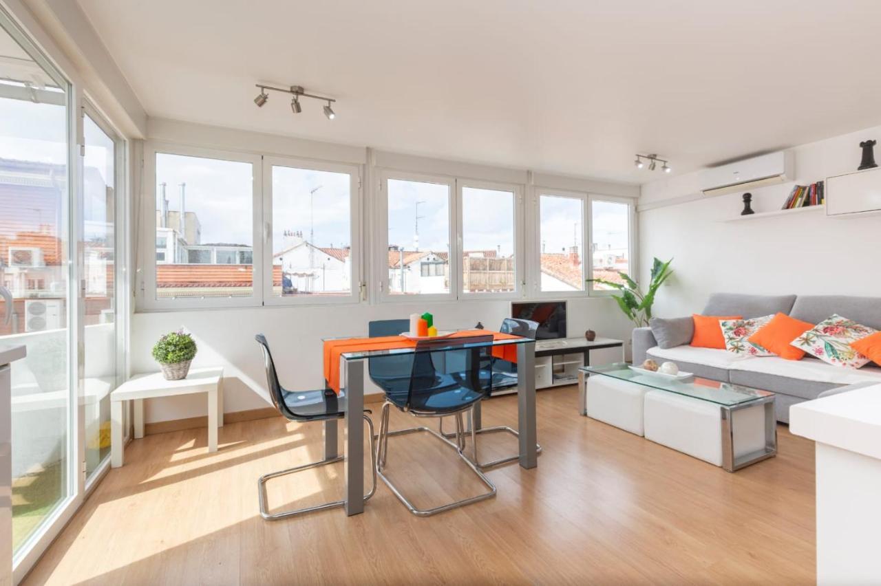 Apartamento Atico Las Letras - Alojamiento De Temporada Madrid Ngoại thất bức ảnh